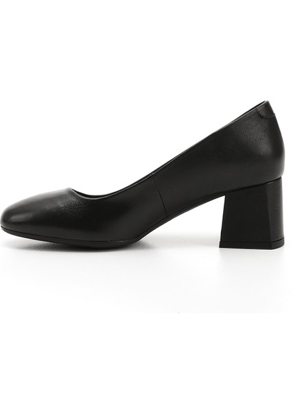 Kadın Siyah Küt Burun Orta Kalın Topuklu Hakiki Deri Ayakkabı modelleri