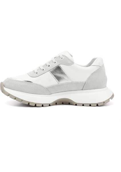 Kadın Beyaz Dolgu Taban Lastik Bağcıklı Hakiki Deri Sneaker modelleri