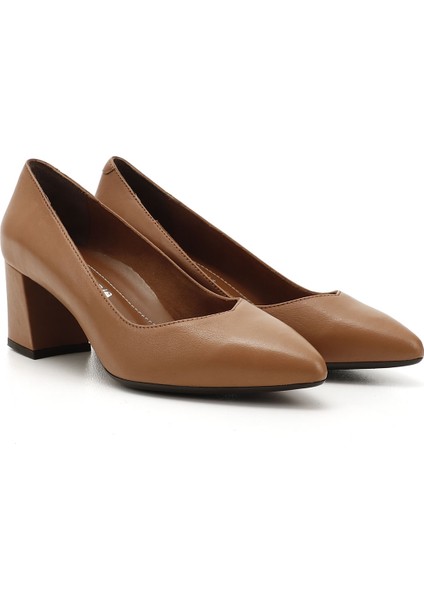 Kadın Açık Taba Sivri Burun Orta Kalın Topuklu Hakiki Deri Ayakkabı modelleri