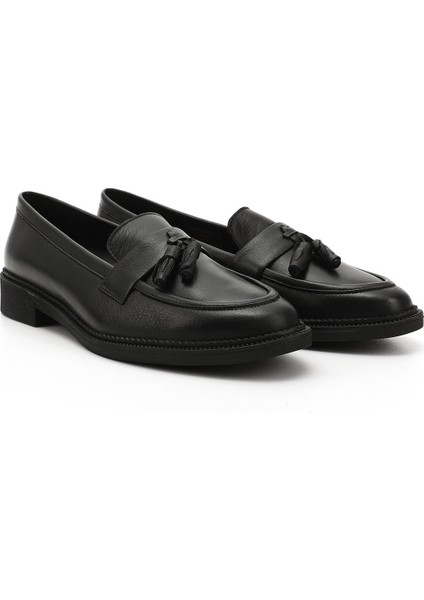 Kadın Siyah Hakiki Deri Püsküllü Loafer Ayakkabı modelleri