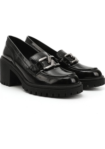 Kadın Siyah - Rugan Tokalı Orta Kalın Topuklu Hakiki Deri Ayakkabı modelleri