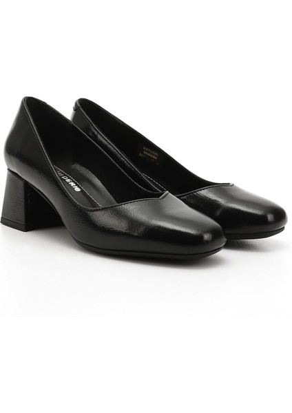 Kadın Siyah - Rugan Küt Burun Orta Kalın Topuklu Hakiki Deri Ayakkabı modelleri