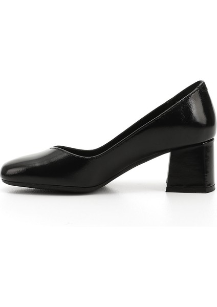 Kadın Siyah - Rugan Küt Burun Orta Kalın Topuklu Hakiki Deri Ayakkabı fırsatları