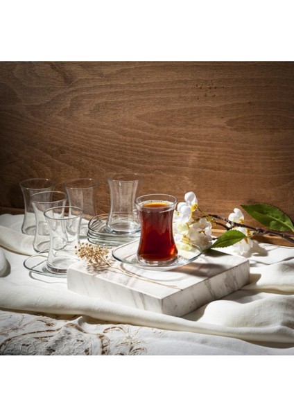 Beyaz 12'li Çay Bardağı, Şık ve Kullanışlı Ev ve Davet Için Ideal Seçenek