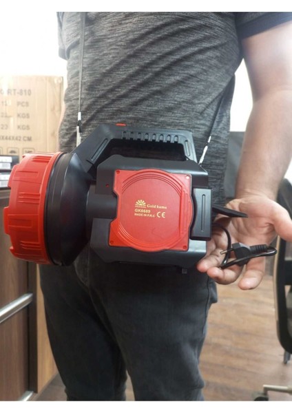 GK6689 Uzun Menzilli 10W LED Projektör El Feneri – 8000MAH Şarjlı