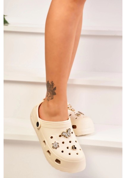 Yüksek Kadın Terlik