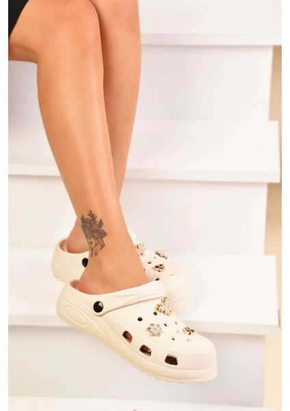 Yüksek Kadın Terlik modelleri