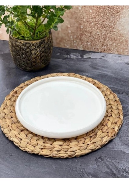 Beyaz Porselen Sunum Tabağı 23.8x2.5 Cm, Şık ve Kullanışlı.