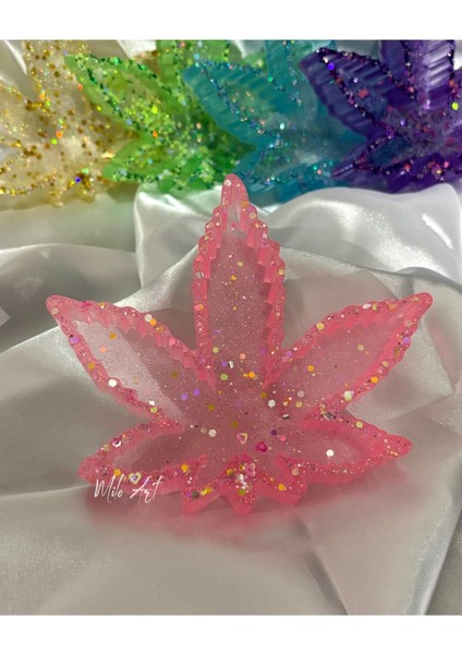 Parlak Simli Yaprak Şeklinde Epoksi Küllük, Pembe, Şık ve Estetik Tasarım