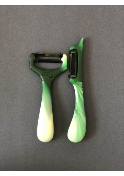 Yeşil Ebruli Yan ve Dik Soyacak, Pratik ve Şık Temizlik Aracı