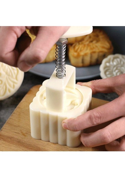 Beyaz Kare Mooncake Kalıbı 4'lü Set, Şekilli Kurabiye ve Tatlı Kalıbı indirimleri