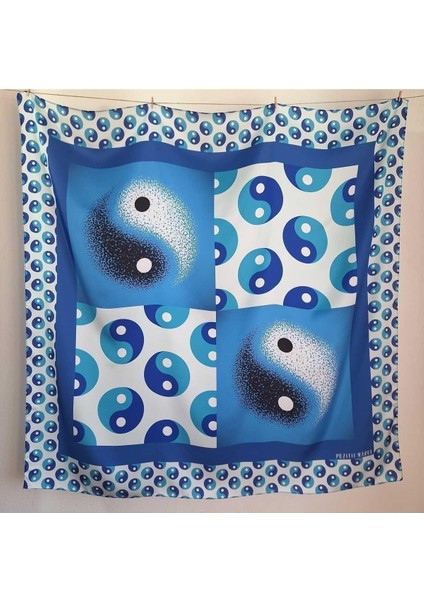 İpeksi Şık Mavi Beyaz Eşarp Yin Yang Sembol Desenli modelleri