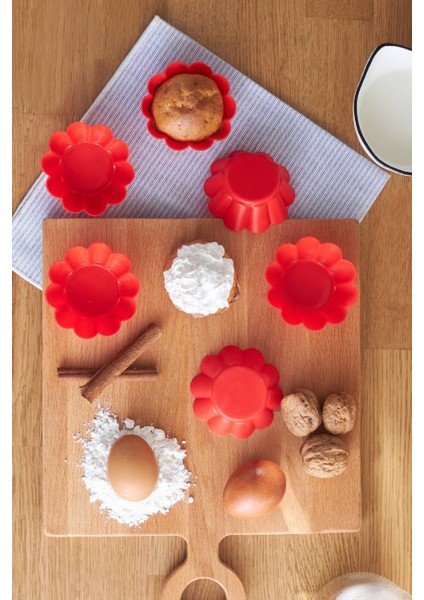 Kırmızı 6'lı Silikon Muffin Kalıbı, Pratik ve Dayanıklı Mutfak Aksesuarı fiyatları