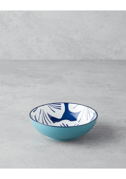 Mavi ve Beyaz Porselen Kase, Şık ve Zarif Tasarım