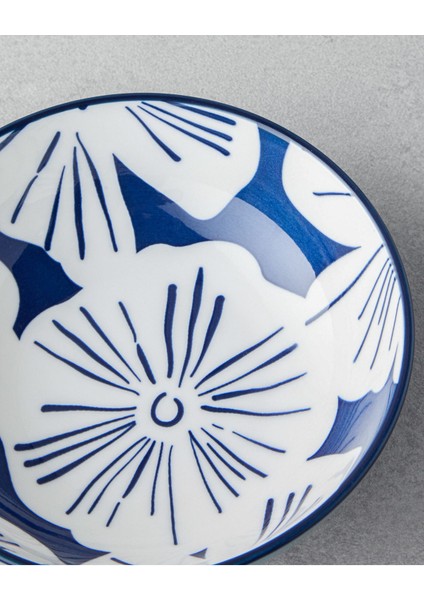 Mavi ve Beyaz Porselen Kase, Şık ve Zarif Tasarım modelleri