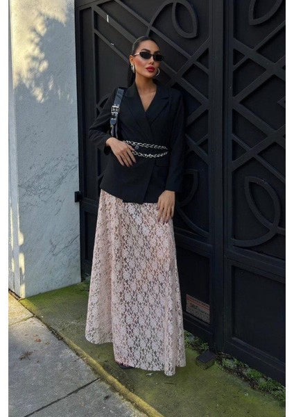 Crimson Grace Kadın Vizon Dantel Maxi Etek – Şık Yazlık Tasarım