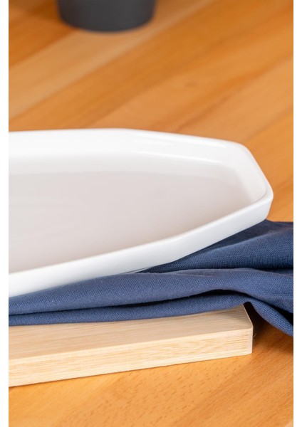 Şeffaf Oval Kayık Tabak, 40CM, Şık ve Dayanıklı, Evinize Zarafet Katın fiyatları