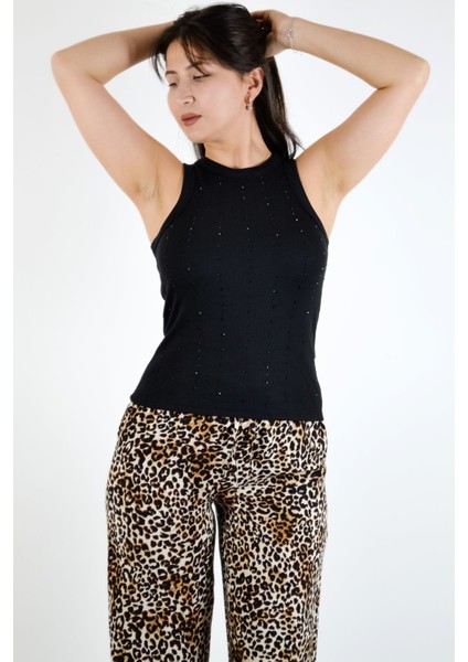 Önü Taş Işlemeli Kolsuz Body Atlet - Siyah