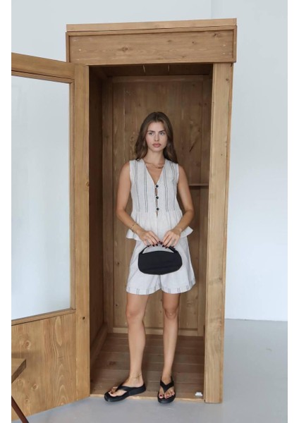 Askılı Keten Şort Takım fırsatları