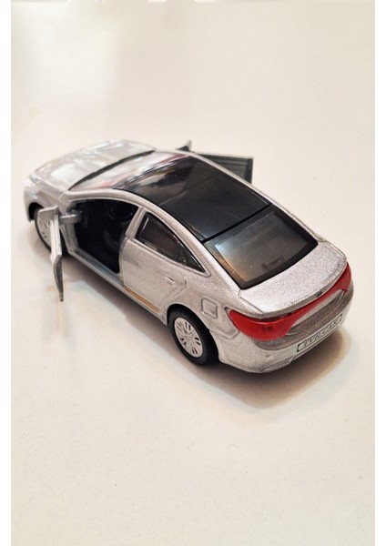 Hyundai Azera Demir Oyuncak Araba | Çek Bırak | 12CM - Gümüş modelleri