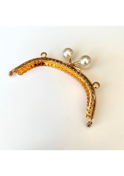 Oval Beyaz Inci Boncuklu Işleme Baskılı Çanta ve Cüzdan Bursu - Klipsi Altın 10.5 cm BA-0103