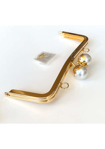 Içten Vidalı Inci Metal Çanta Bursu - Klipsi Altın ( Askılıklı ) 20 cm BA-0098
