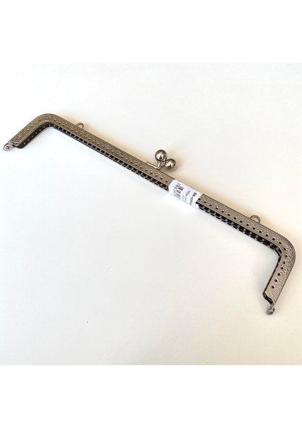 Çanta ve Cüzdan Klipsi Işleme Baskılı Gümüş Renk Köşeli Model 30 cm BA-0093 ( Askılıklı )