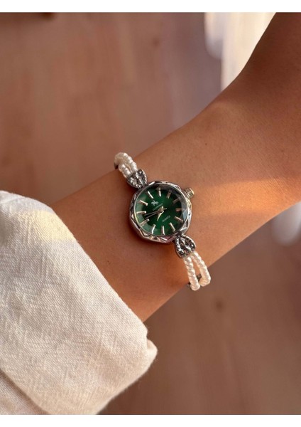 Yuvarlak Yeşil Kadranlı Gümüş Inci Kordonlu Kadın Vintage Saat- 40