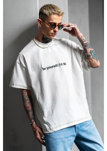 Erkek Beyaz Oversize Tişört Bol Kesim Nakışlı %100 Pamuk