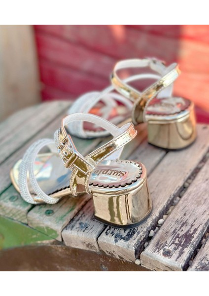 Taşlı Çocuk Topuklu Ayakkabı modelleri