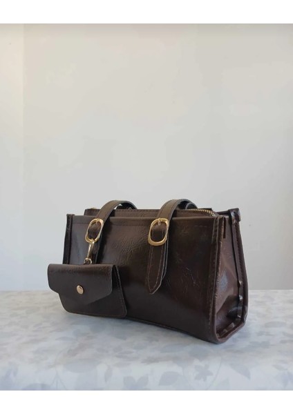 Charmlı Kırışık Görünümlü Suni Deri Omuz Çantası modelleri