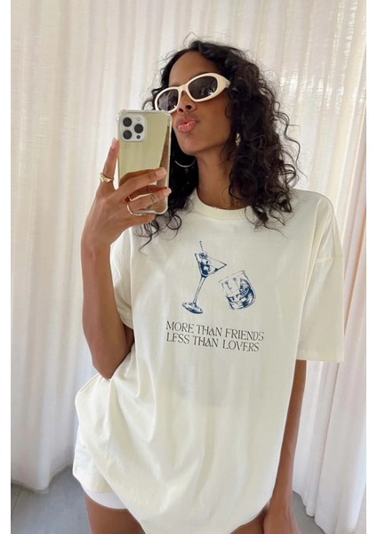 Trend Kadın Tişört - %100 Pamuk Martini Kadeh Baskılı Oversize Beyaz