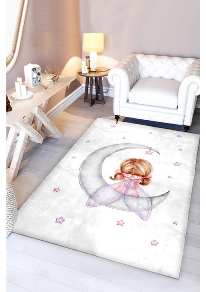Sevimli Ayda Oturan Kız Bambu Çocuk Halısı