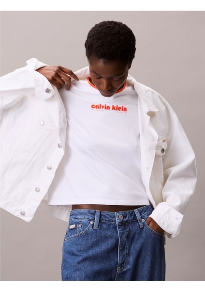 Ck LV047C821G Ss Retro Logo Graphıc Tee Kadın Tshirt indirimleri