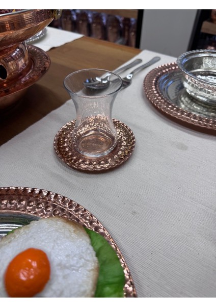 Bakır Çay Tabağı, Şık ve Geleneksel El Işi Tasarımıyla Evinizde Şıklık Sağlar fırsatları