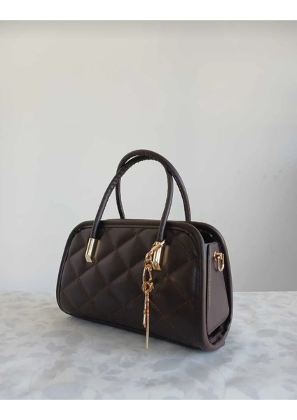 Suni Deri Charmlı Baklava Desenli Omuz Çantası indirimleri