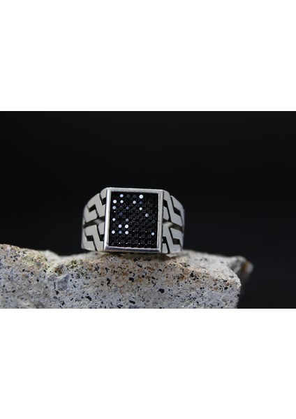 925 Ayar Siyah Taşlı Erkek Gümüş Yüzük - Maskülen Stil modelleri