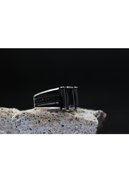 925 Ayar Siyah Taşlı Erkek Gümüş Yüzük - Maskülen Stil