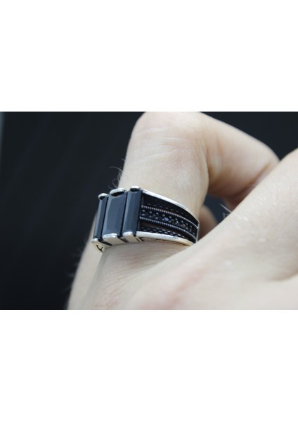 925 Ayar Siyah Taşlı Erkek Gümüş Yüzük - Maskülen Stil modelleri