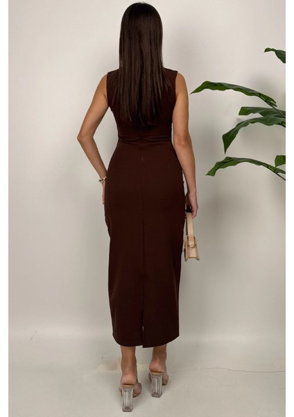 Arden Kadın Kahverengi Düz Midi Elbise – Minimal ve Klasik Zarafet indirimleri