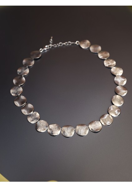 Saaden Yuvarlak Plaka Pullu Sıralı Çelik Kolye fiyatları