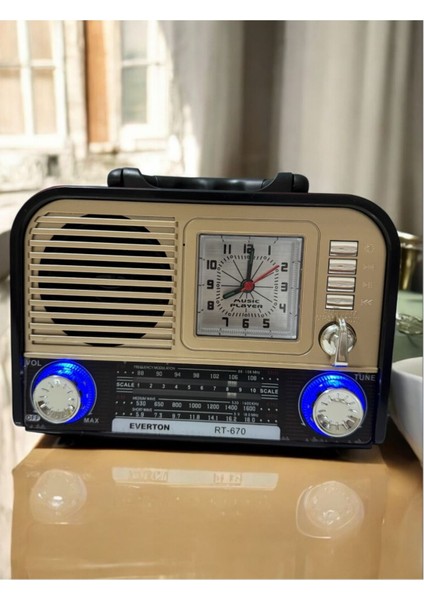 Şık Retro Tasarımlı, Çok Fonksiyonlu Bluetooth ve Radyo Hoparlör Bej Renk