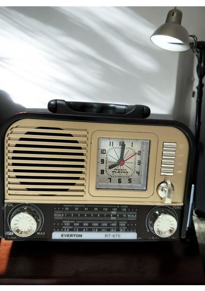 Şık Retro Tasarımlı, Çok Fonksiyonlu Bluetooth ve Radyo Hoparlör Bej Renk modelleri