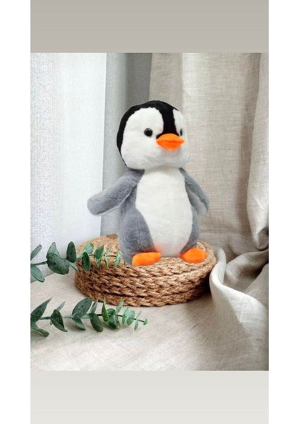 Yumuşacık Ayakta Duran Penguen