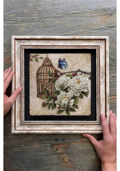 Renkli Taş Çerçeveli Tablo, Kelebek ve Çiçeklerle Duvara Şıklık Katın fiyatları