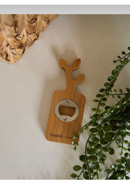 Yaprak Figürlü Bambu Şişe Açacağı – Mıknatıslı