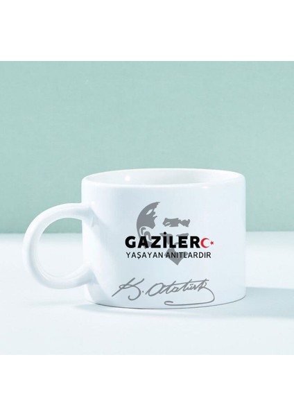 Kişiye Özel Gazilere Özel Motto Kahve Fincanı – Anlamlı ve Şık Tasarım