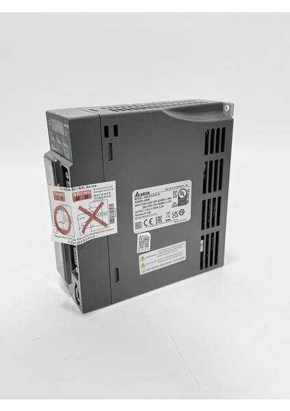 Delta ASD-B2-0421-B Ac Servo Sürücü 400W modelleri