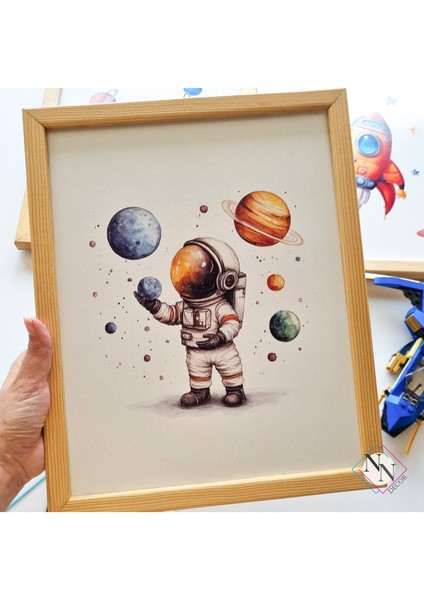 Pembe Uzay Temalı 3'lü Çocuk Oda Tablo Seti, Ahşap Çerçeveli, Gezegenler ve Astronotlar modelleri
