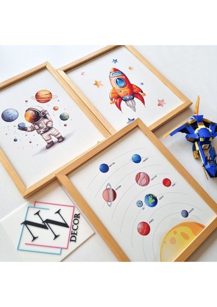 Pembe Uzay Temalı 3'lü Çocuk Oda Tablo Seti, Ahşap Çerçeveli, Gezegenler ve Astronotlar